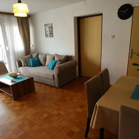 Osrecki Apartment