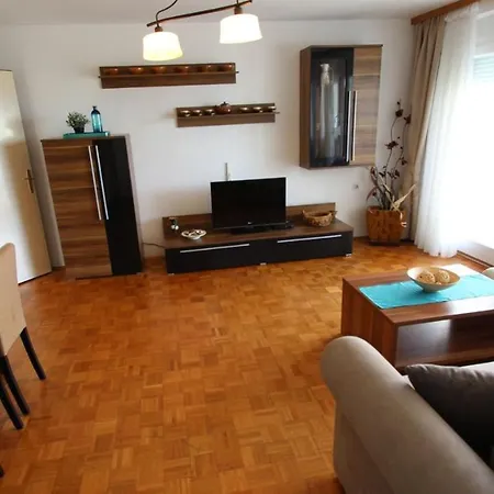 Osrecki * Малинска